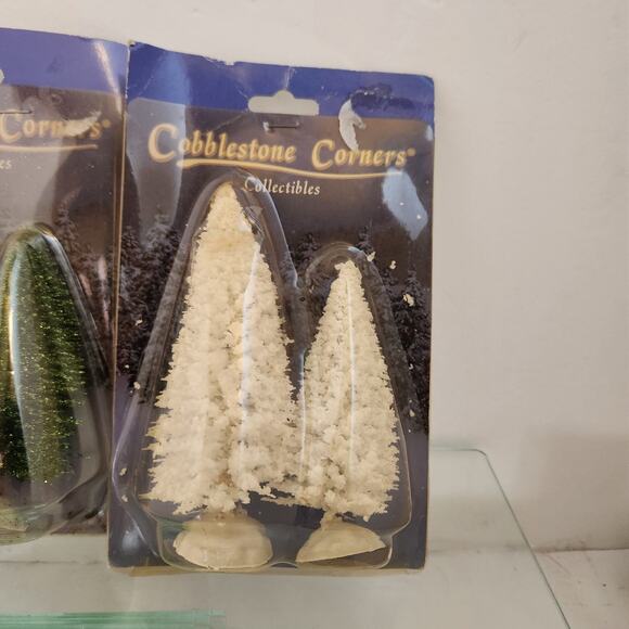 Vintage Christmas Village Tree's NIP - Picture 3 of 3